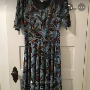 LuLaRoe Large Grey and Blue Nicole w/ Floral Print